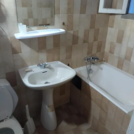 Appartement Monticello Village, Agreable T2, Pour 3 Personnes *